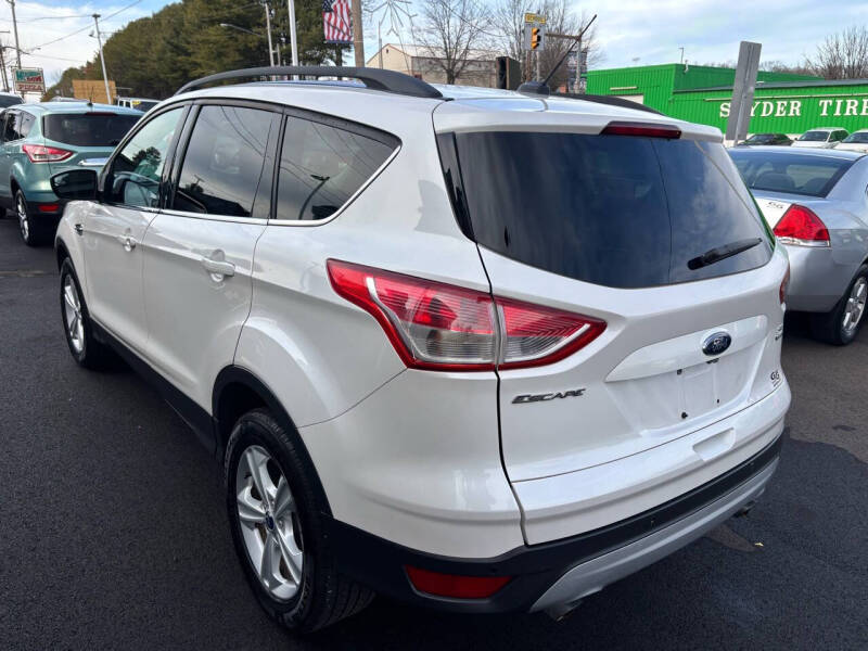 2016 Ford Escape SE
