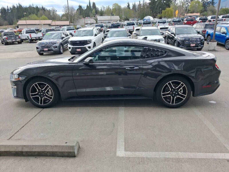 2022 Ford Mustang EcoBoost