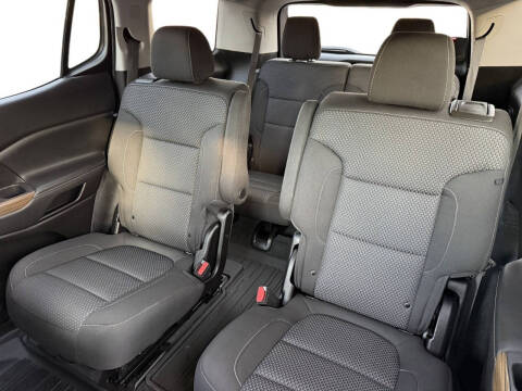 2022 GMC Acadia SLE