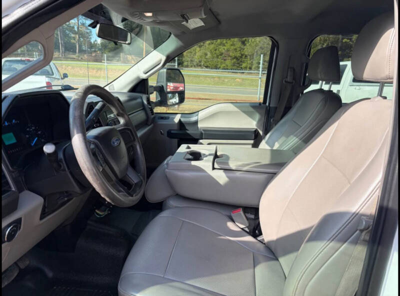 2017 Ford F-350 Super Duty XL