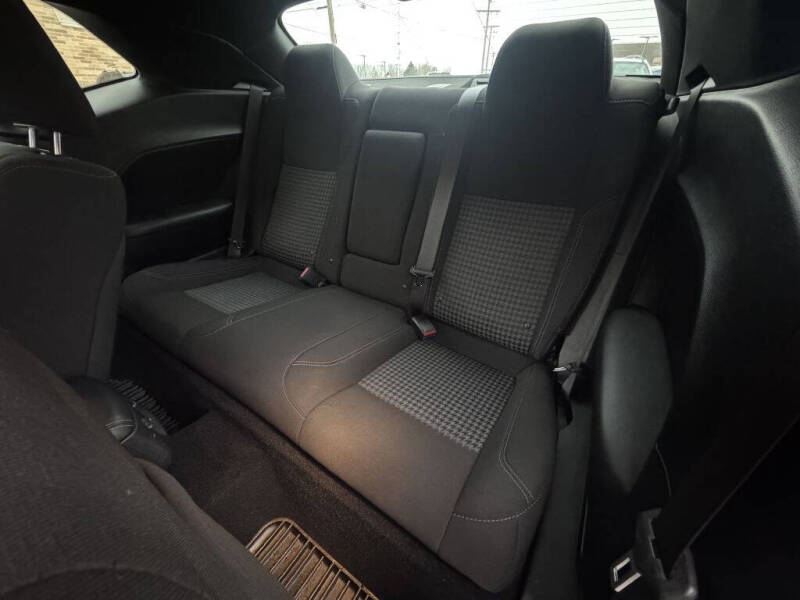 2021 Dodge Challenger SXT