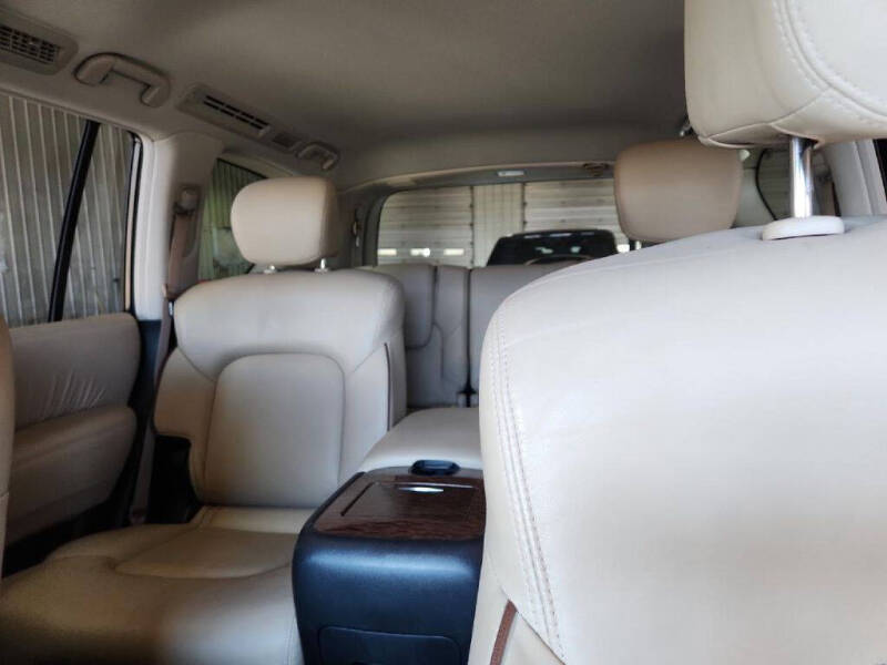 2017 Nissan Armada Platinum