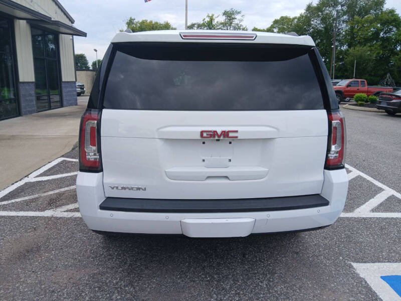 2017 GMC Yukon SLT