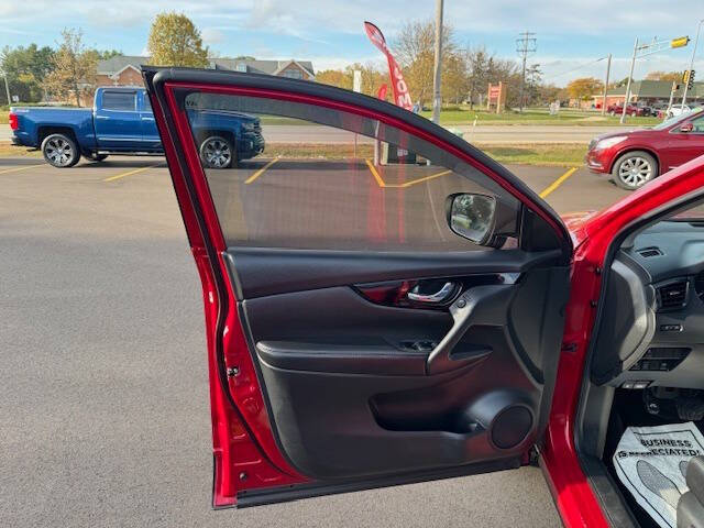 2017 Nissan Rogue Sport SV