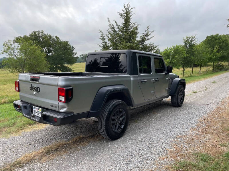 2020 Jeep Gladiator Sport
