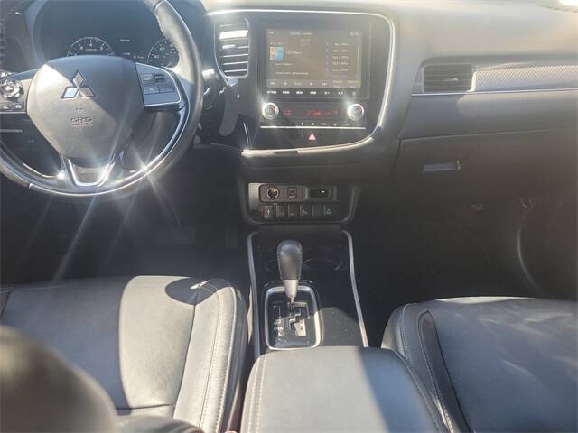 2020 Mitsubishi Outlander SEL