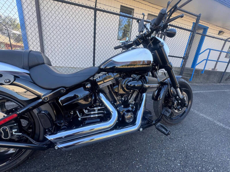 2017 Harley-Davidson Breakout