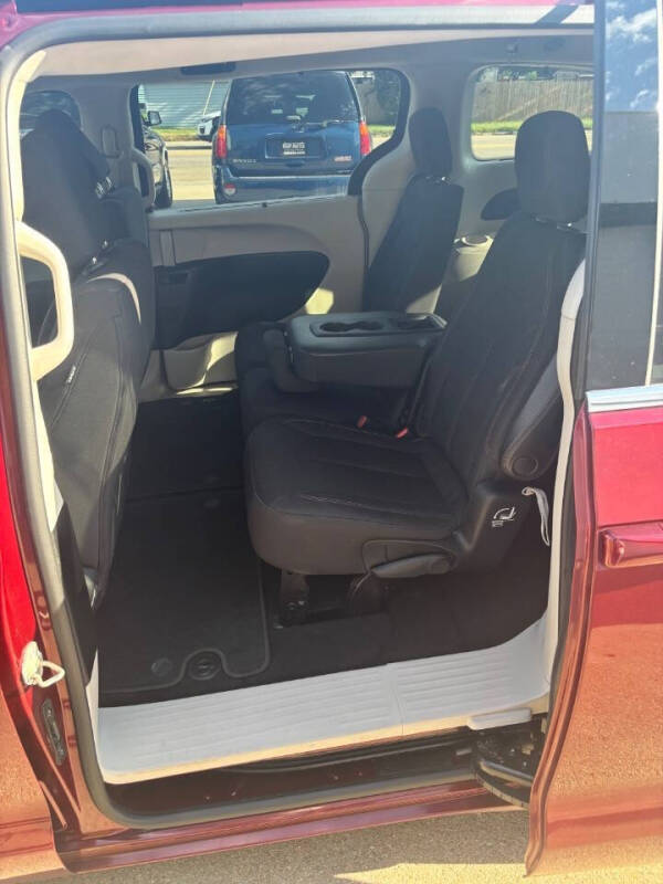 2017 Chrysler Pacifica Touring Plus