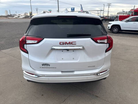 2023 GMC Terrain Denali