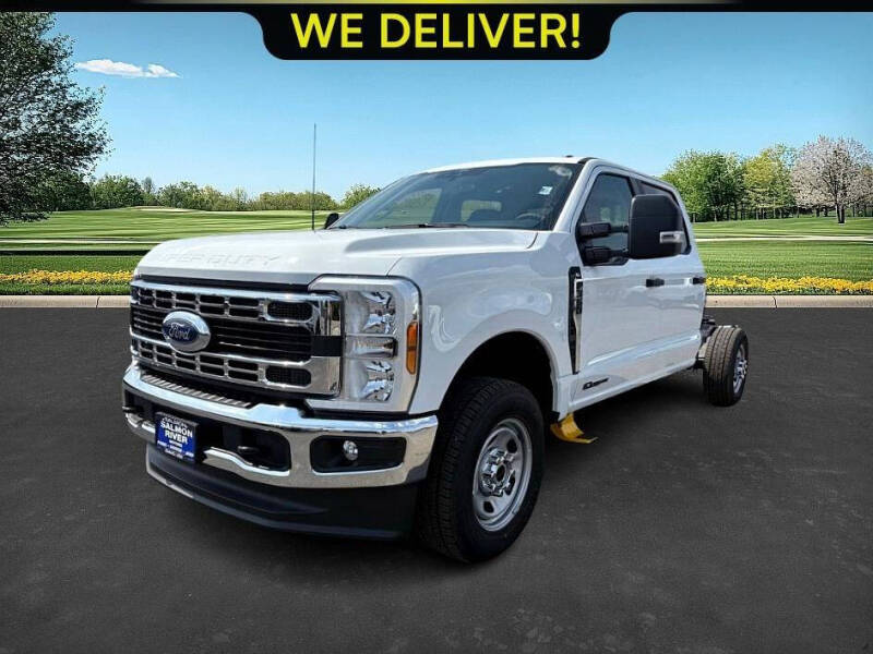 2026 Ford F-350 Super Duty Chassis Cab XL's photo