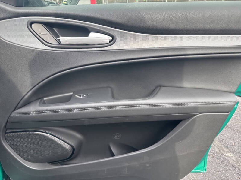 2025 Alfa Romeo Stelvio