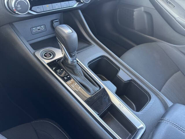 2022 Nissan Sentra SV