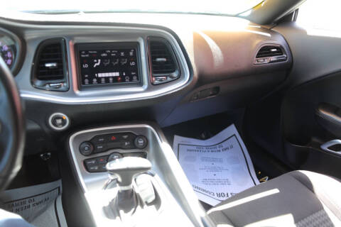 2019 Dodge Challenger SXT
