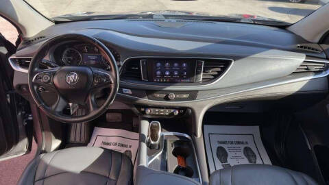 2020 Buick Enclave Essence