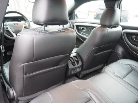 2017 Ford Taurus SEL