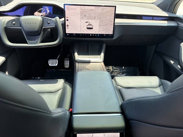 2022 Tesla Model X 10