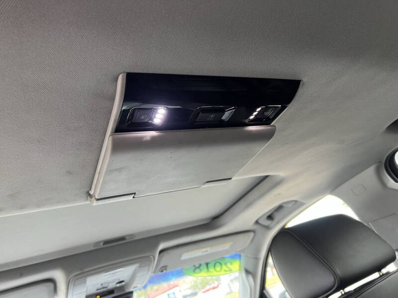 2018 GMC Yukon XL Denali