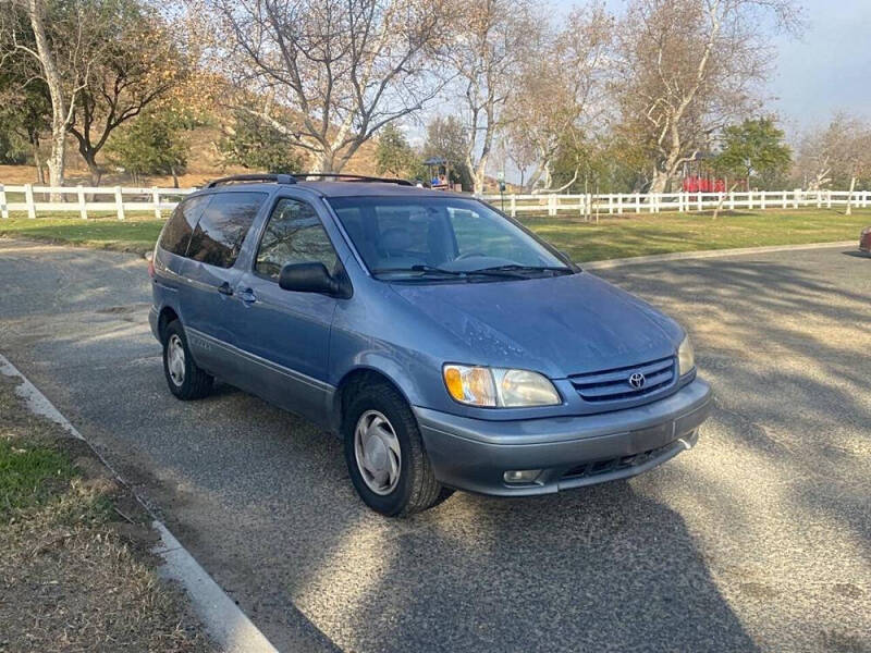 2003 Toyota Sienna XLE