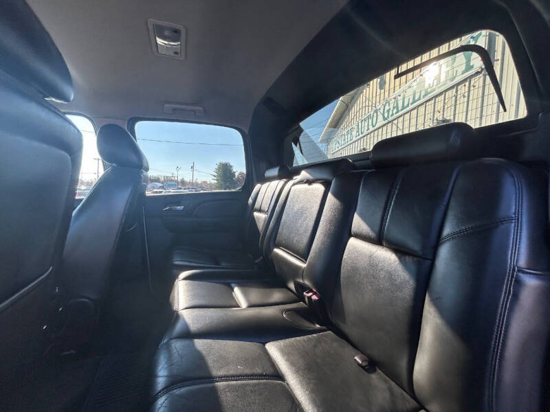 2011 Chevrolet Avalanche LT