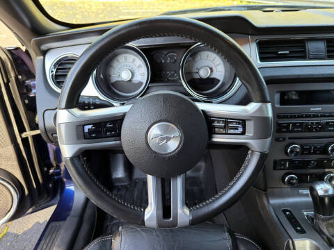 2010 Ford Mustang V6 Premium