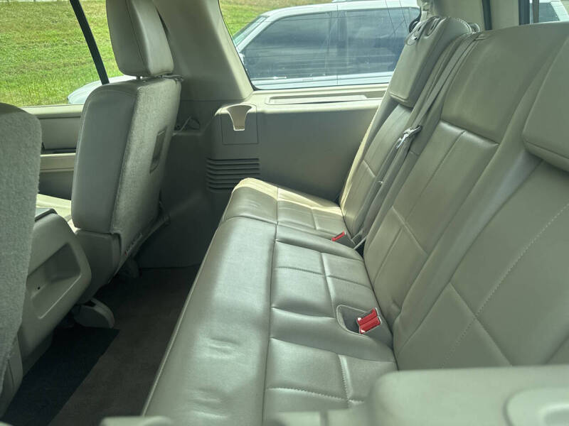 2011 Lincoln Navigator