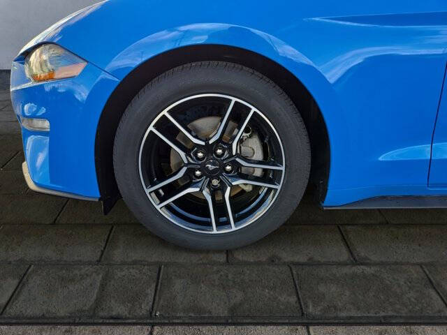 2022 Ford Mustang EcoBoost