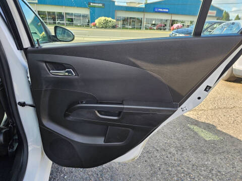 2019 Chevrolet Sonic Premier Auto