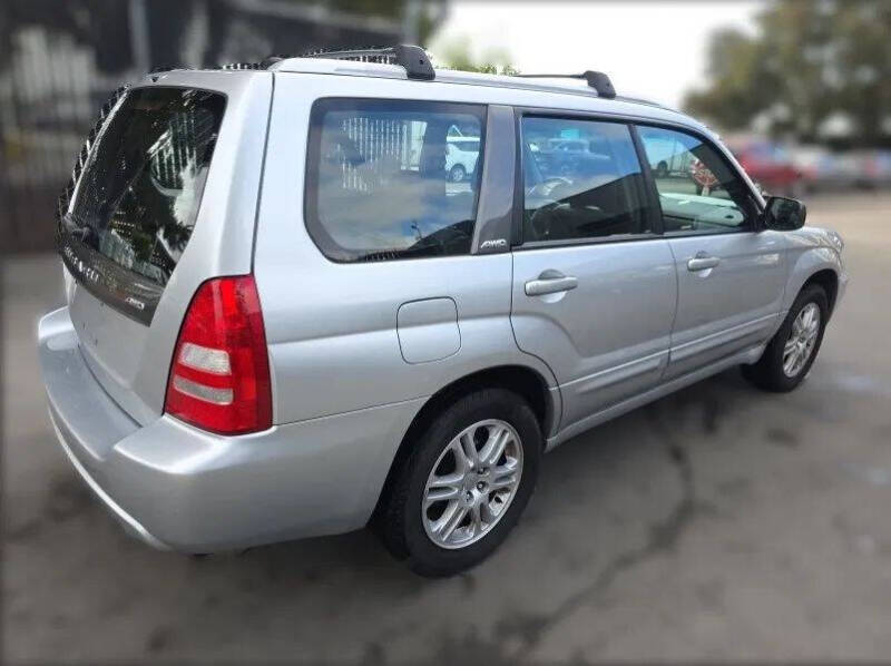 2004 Subaru Forester XT