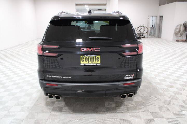 2024 GMC Acadia AT4
