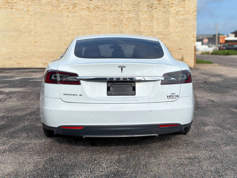 2015 Tesla Model S