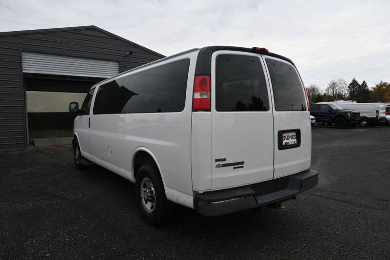 2011 Chevrolet Express LT 3500
