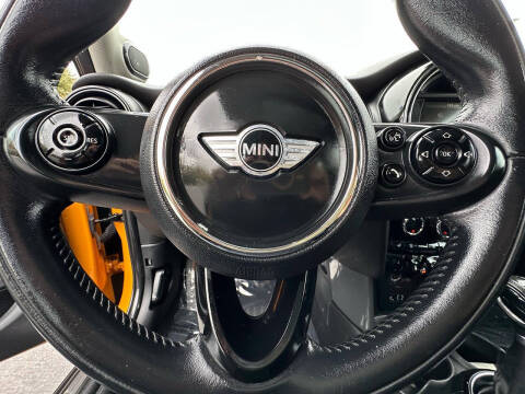 2015 MINI Hardtop 4 Door Cooper