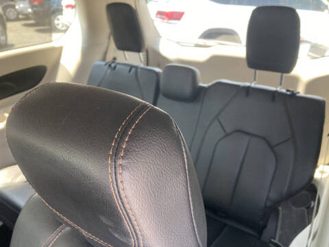 2019 Chrysler Pacifica Touring L