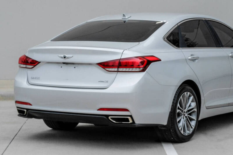 2016 Hyundai Genesis