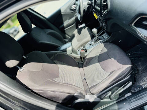 2019 Jeep Cherokee Latitude