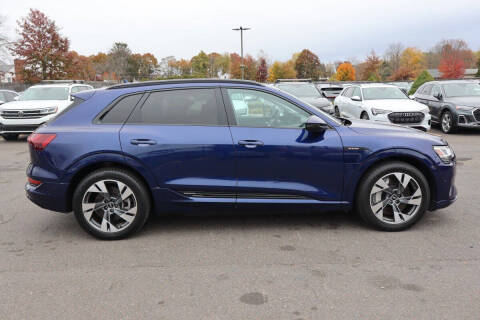 2021 Audi e-tron quattro Premium