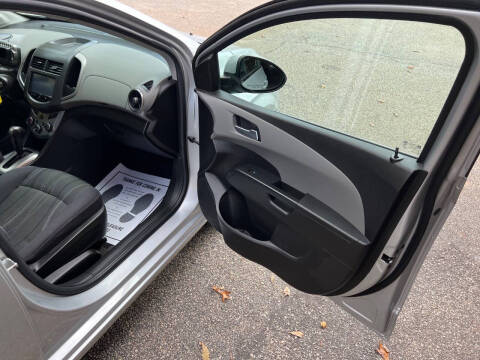 2015 Chevrolet Sonic LT Auto