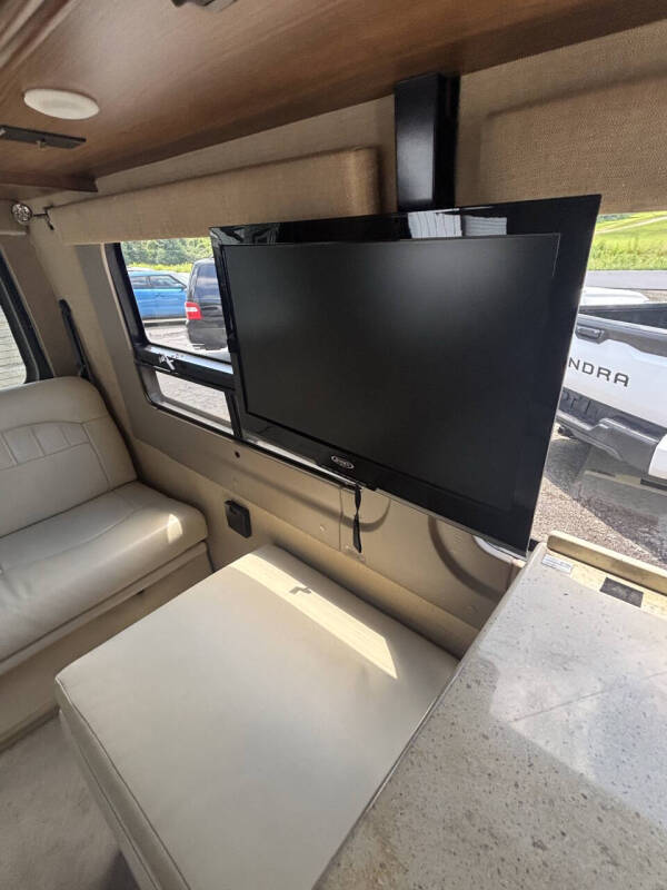 2015 Winnebago ERA BM170X