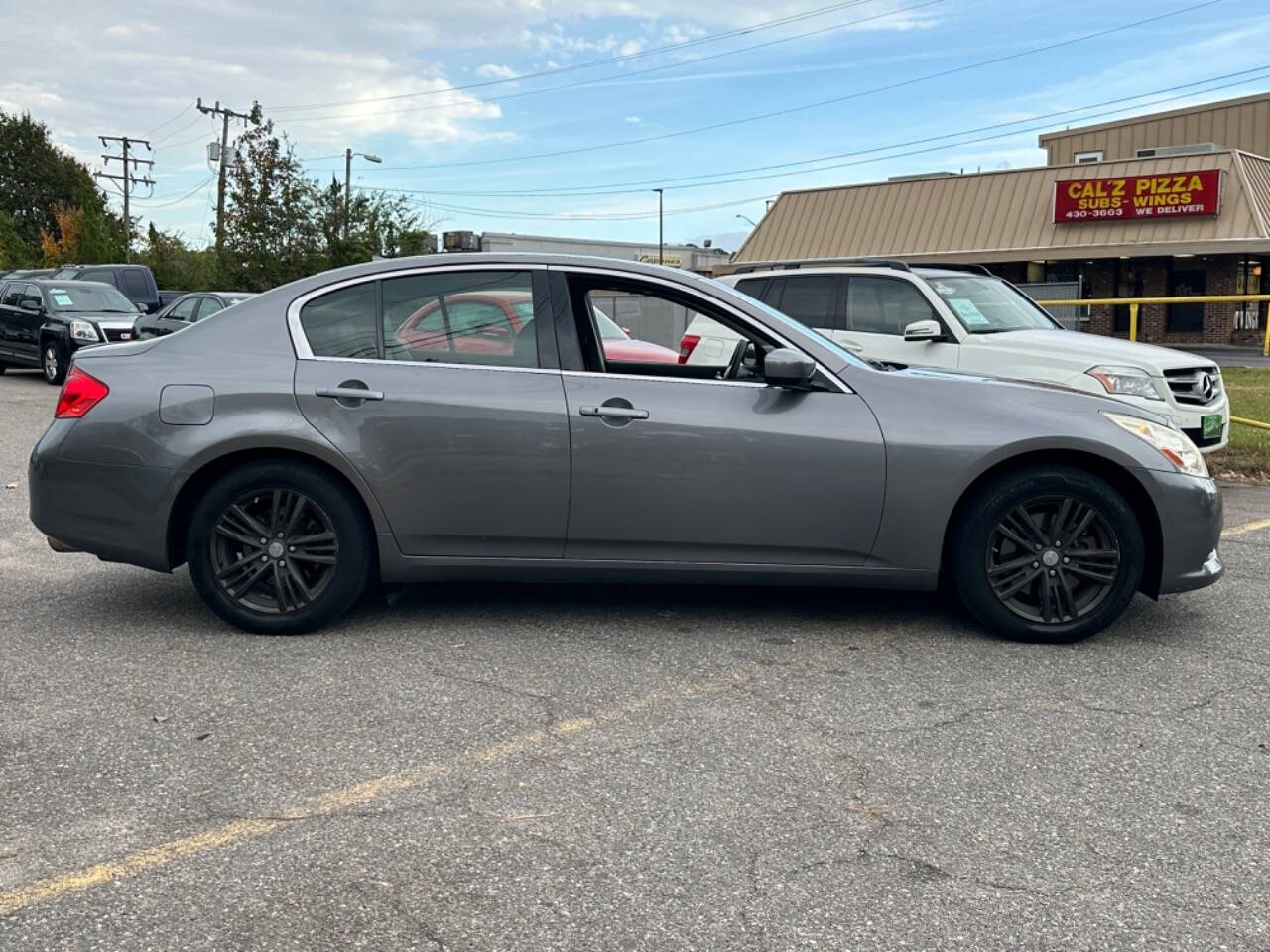 2013 INFINITI G37 Sedan for sale at CarMood in Virginia Beach, VA