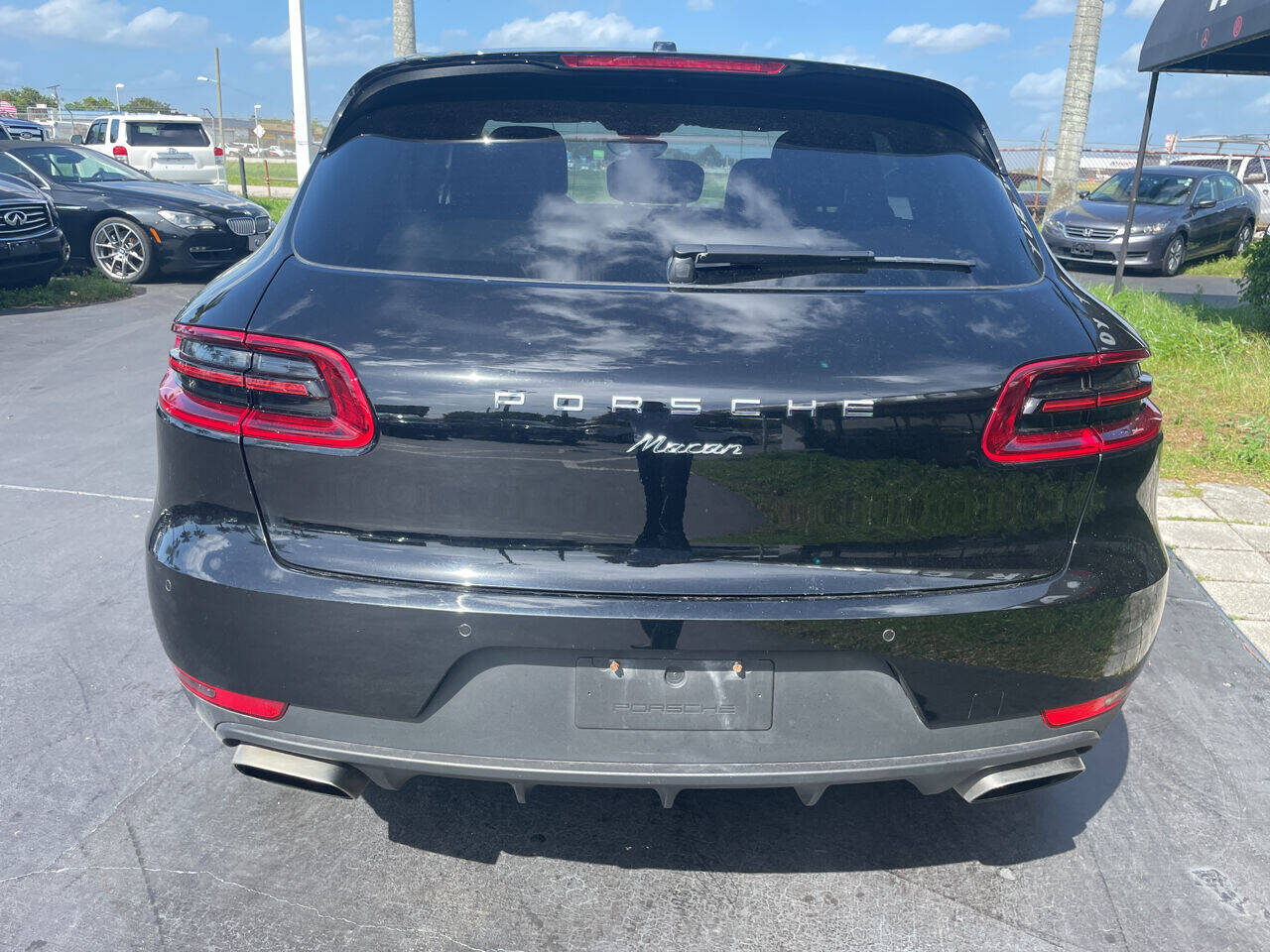 2018 Porsche Macan  - $29,900