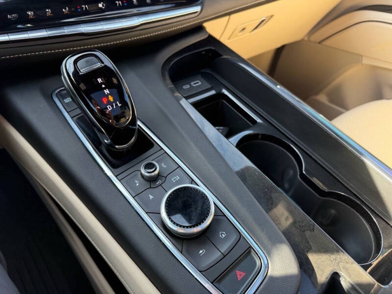 2024 Cadillac Escalade ESV Premium Luxury