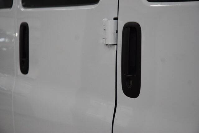 2024 Chevrolet Express 2500