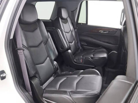 2015 Cadillac Escalade Luxury