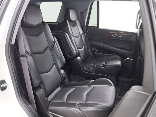 2015 Cadillac Escalade Luxury