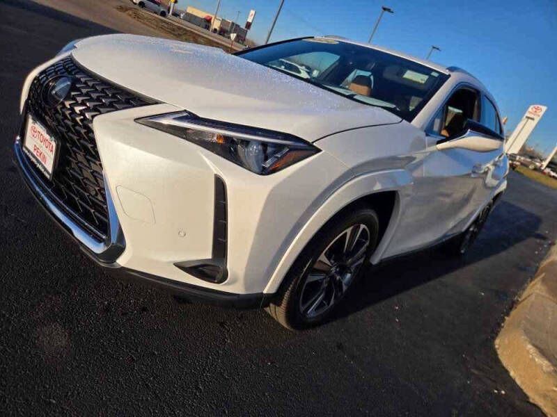 2024 Lexus UX 250h Premium