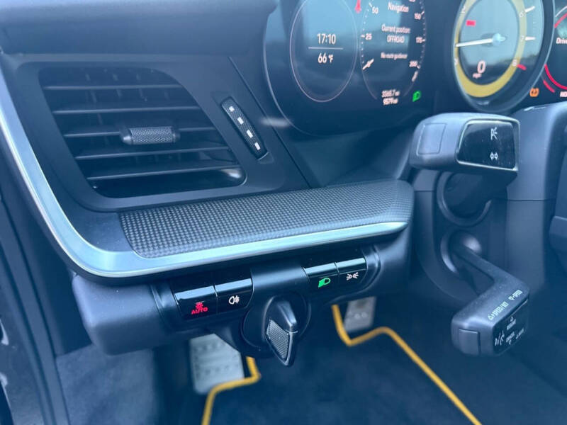 2021 Porsche 911 Carrera S