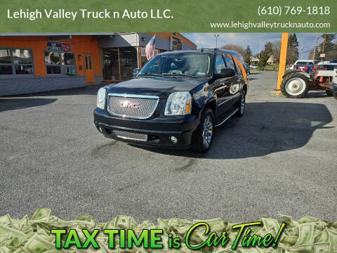 2014 GMC Yukon XL for sale at Lehigh Valley Truck n Auto LLC. in Schnecksville PA