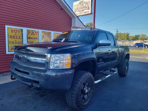 2013 Chevrolet Silverado 1500 for sale at Mack's Autoworld in Toledo OH