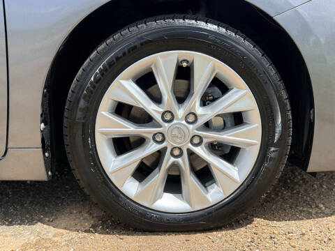 2013 Lexus ES 300h