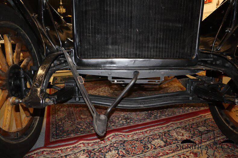 1916 Studebaker ED-6 7 Pass Touring